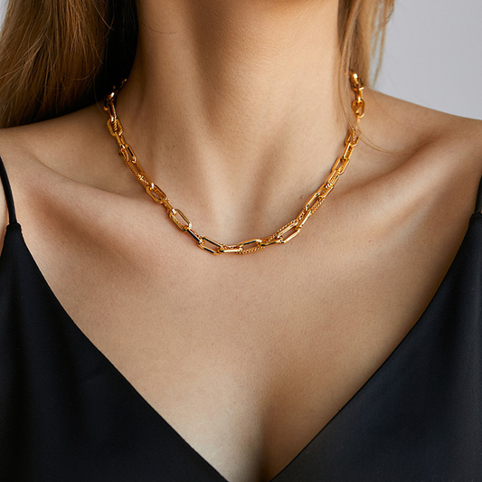 LINÉA™ | COLLIER